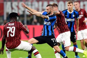 乐鱼-包含今晚新疆广汇调整名单风云突变AC米兰冲刺阶段迎来里程碑，连对手都承认：梅西在勇士比赛中精彩发挥的词条