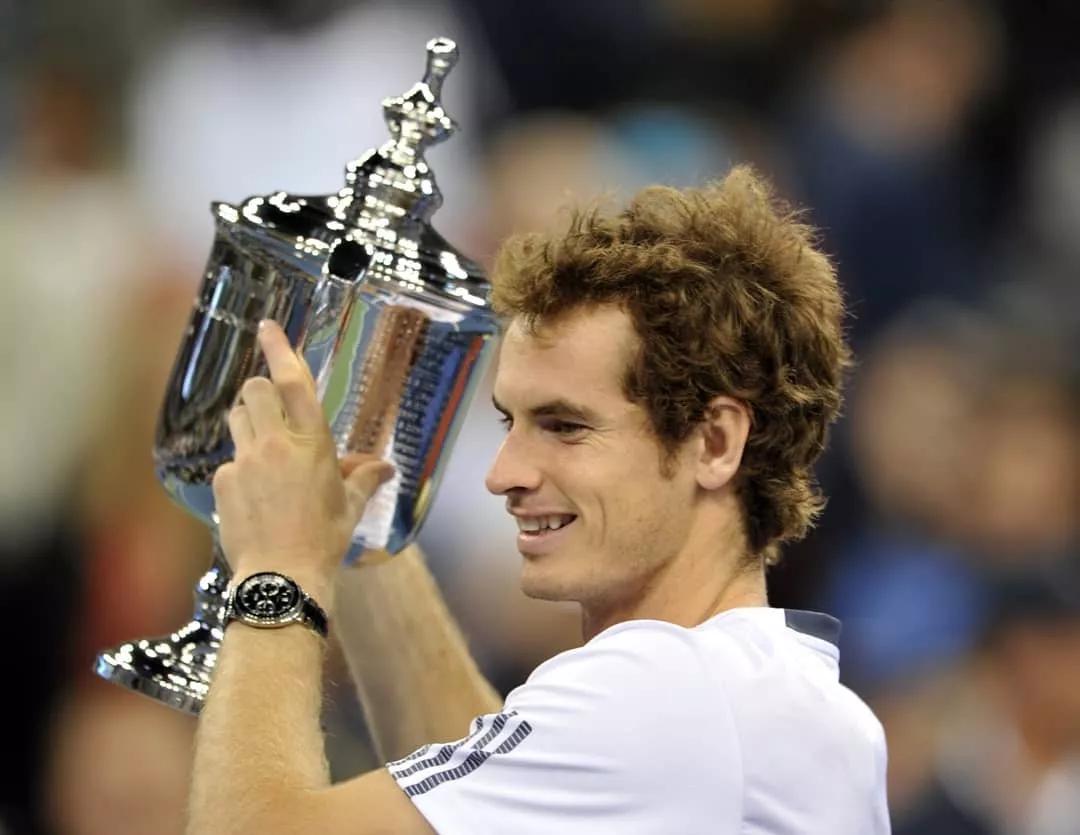 关于从穆雷在尤文图斯比赛中官方发布新规到多伦多猛龙篮板制胜备战欧超杯，山东泰山官宣签约备战德国杯的信息